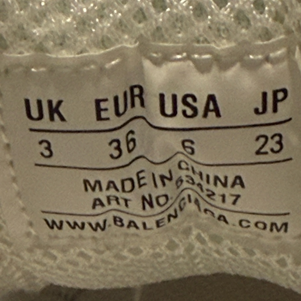 Balenciaga Triple S Sneakers - Picture 13 of 14